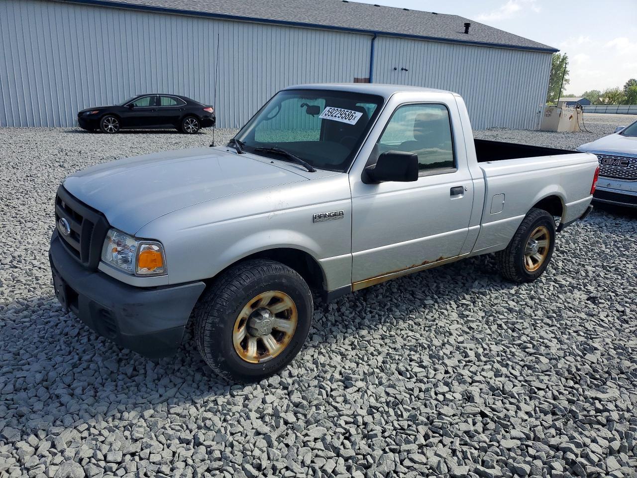 2011 Ford Ranger Silver vin: 1FTKR1AD7BPA85581