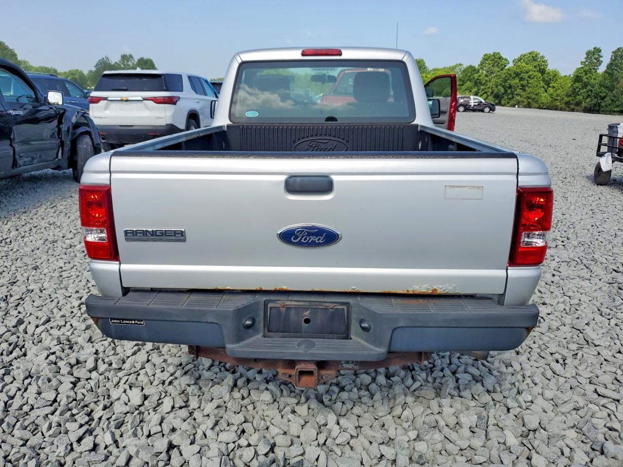 2011 Ford Ranger Silver vin: 1FTKR1AD7BPA85581
