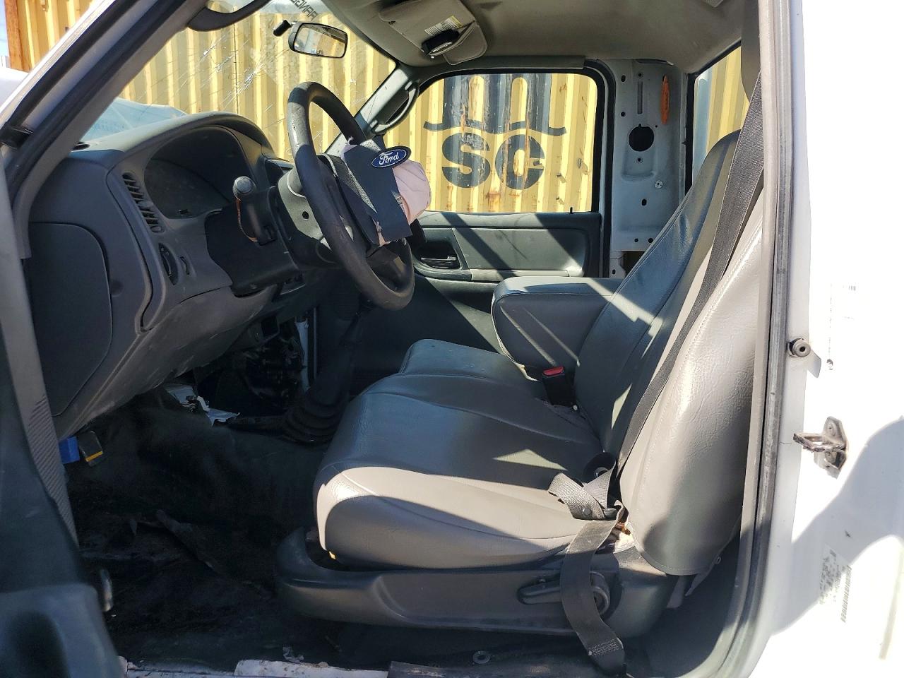 2010 Ford Ranger White vin: 1FTKR1AD8APA56265