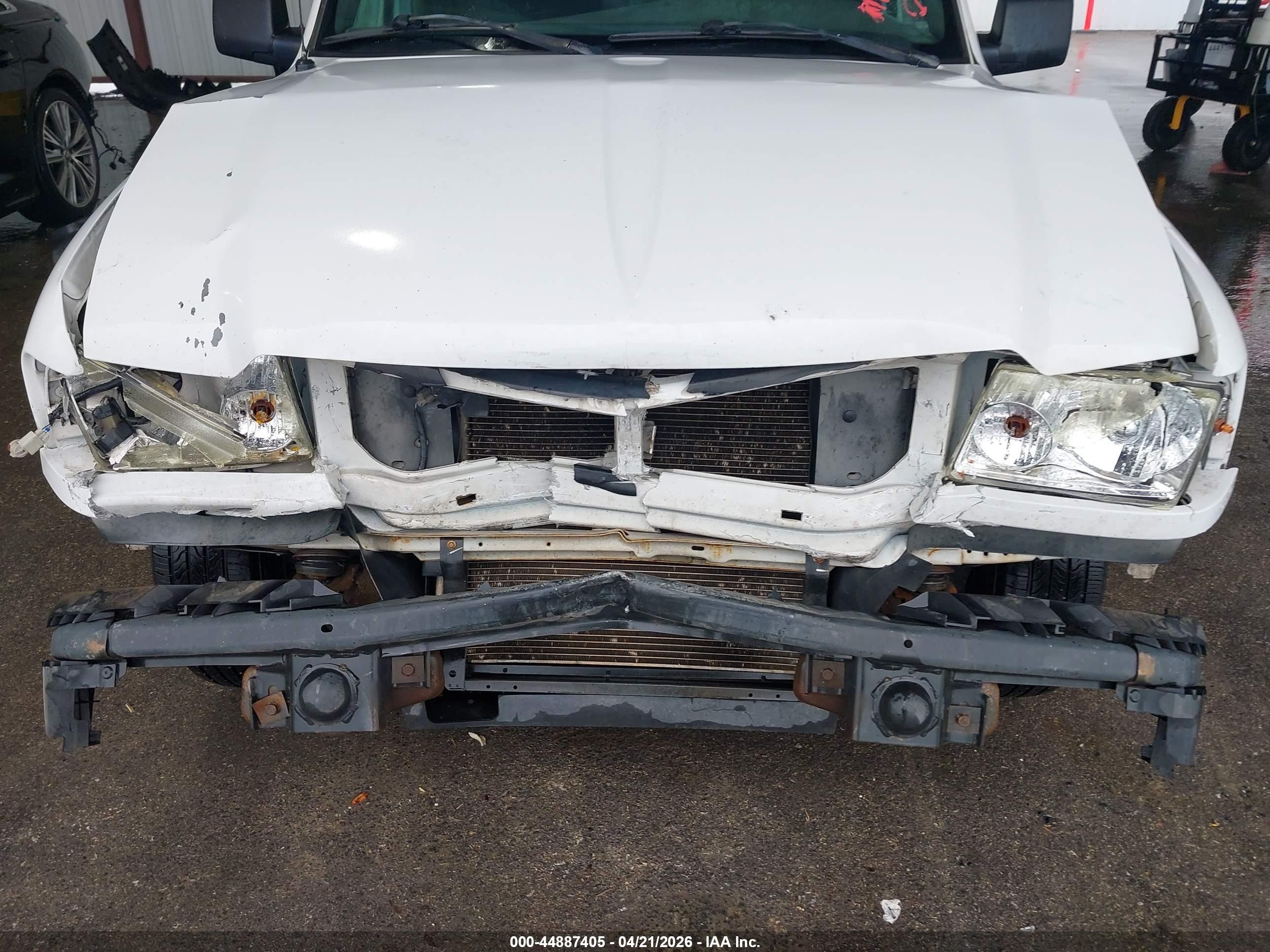 2011 Ford Ranger Xl Белый vin: 1FTKR1AD8BPA62021