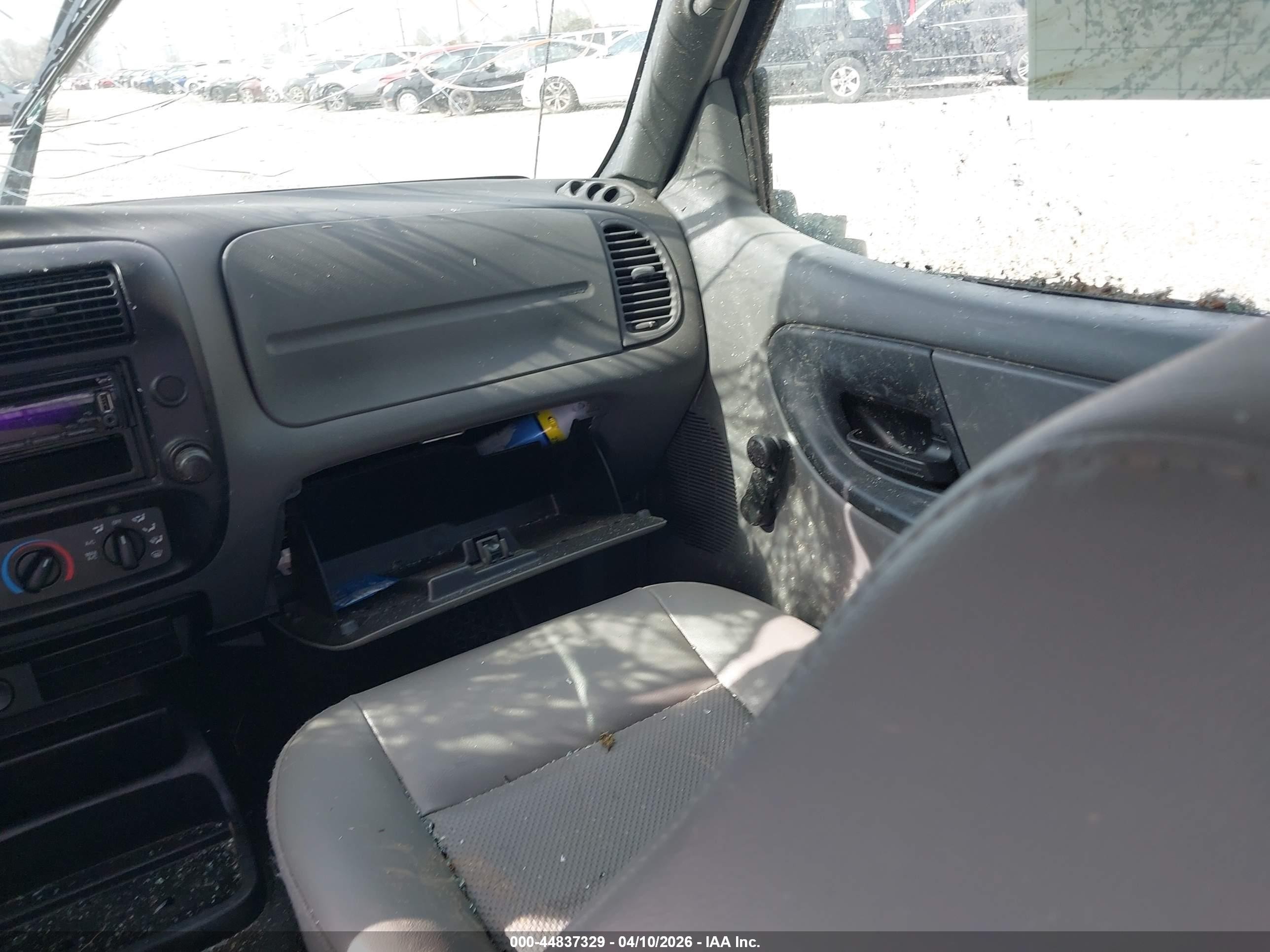 2011 Ford Ranger Xl White vin: 1FTKR1AD8BPA67803
