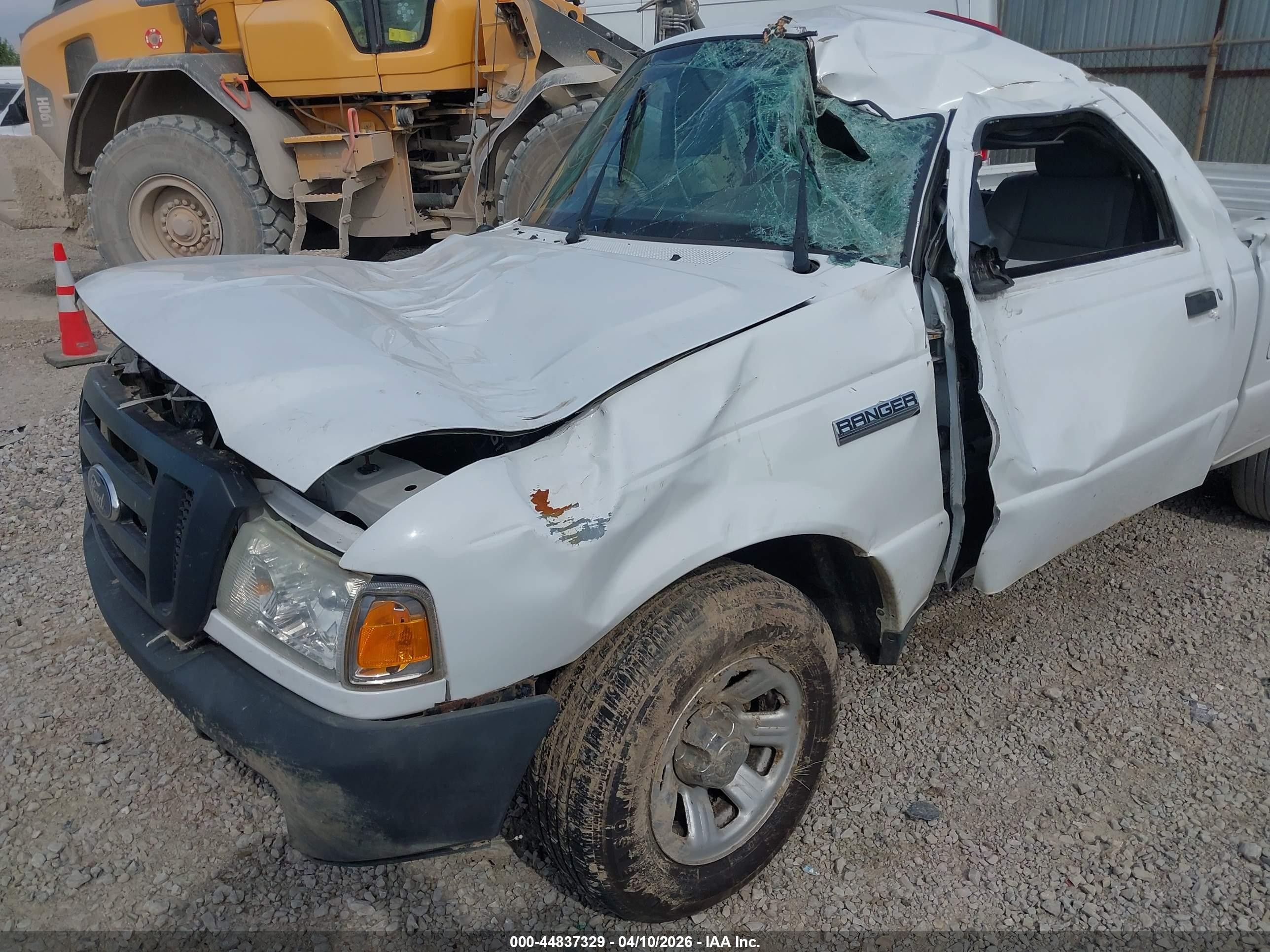 2011 Ford Ranger Xl White vin: 1FTKR1AD8BPA67803