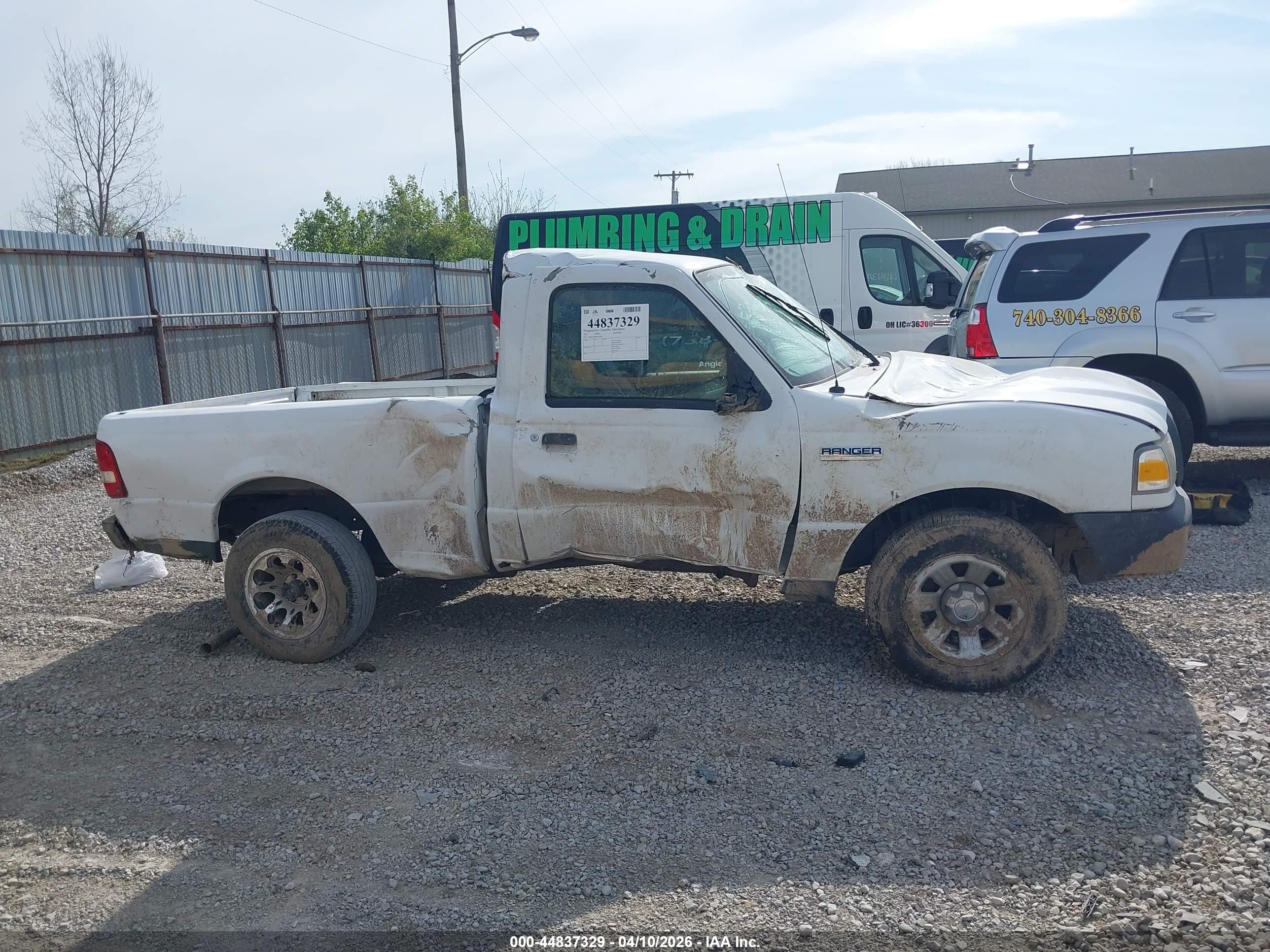 2011 Ford Ranger Xl White vin: 1FTKR1AD8BPA67803