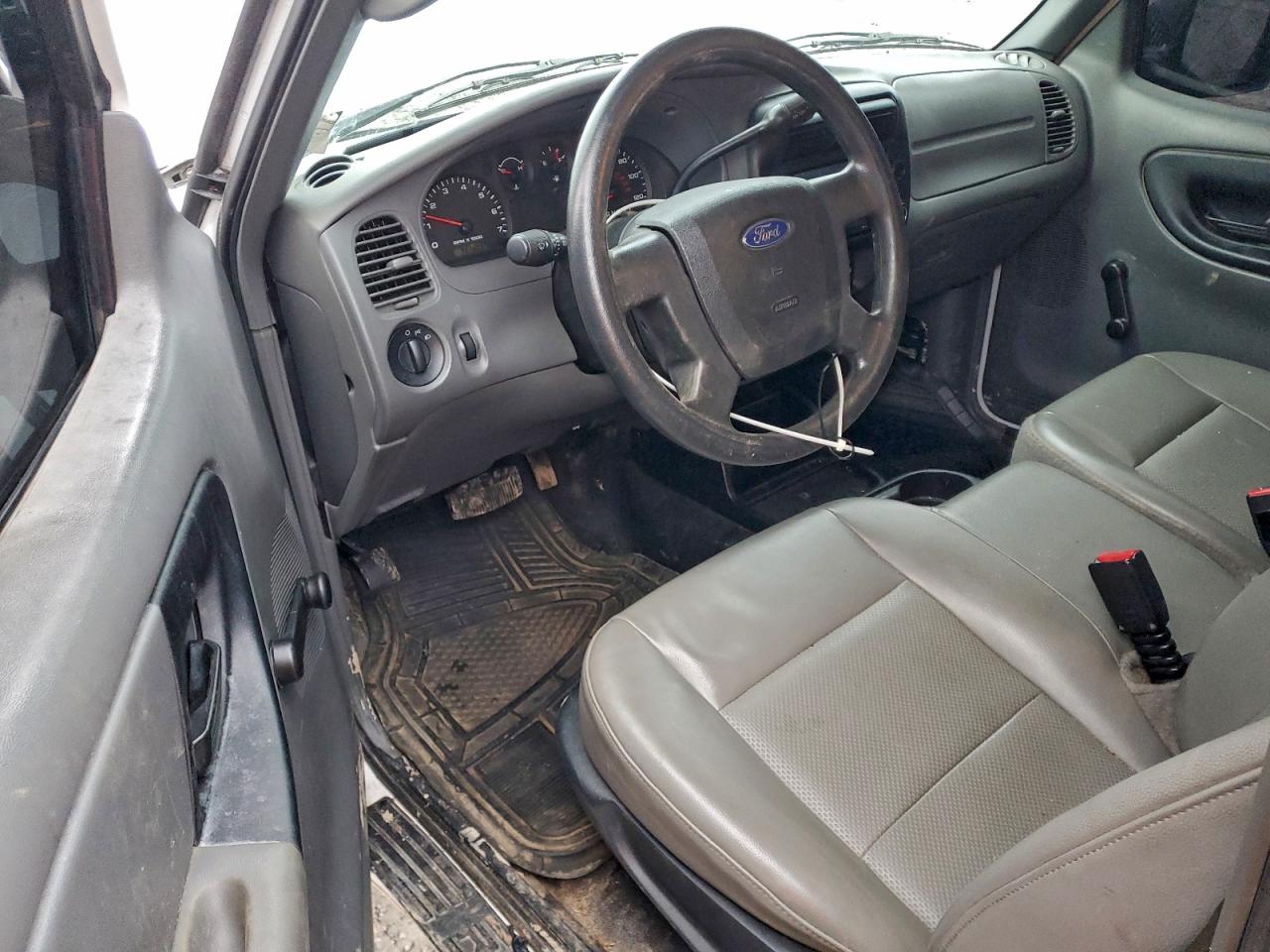 2010 Ford Ranger White vin: 1FTKR1AD9APA40253