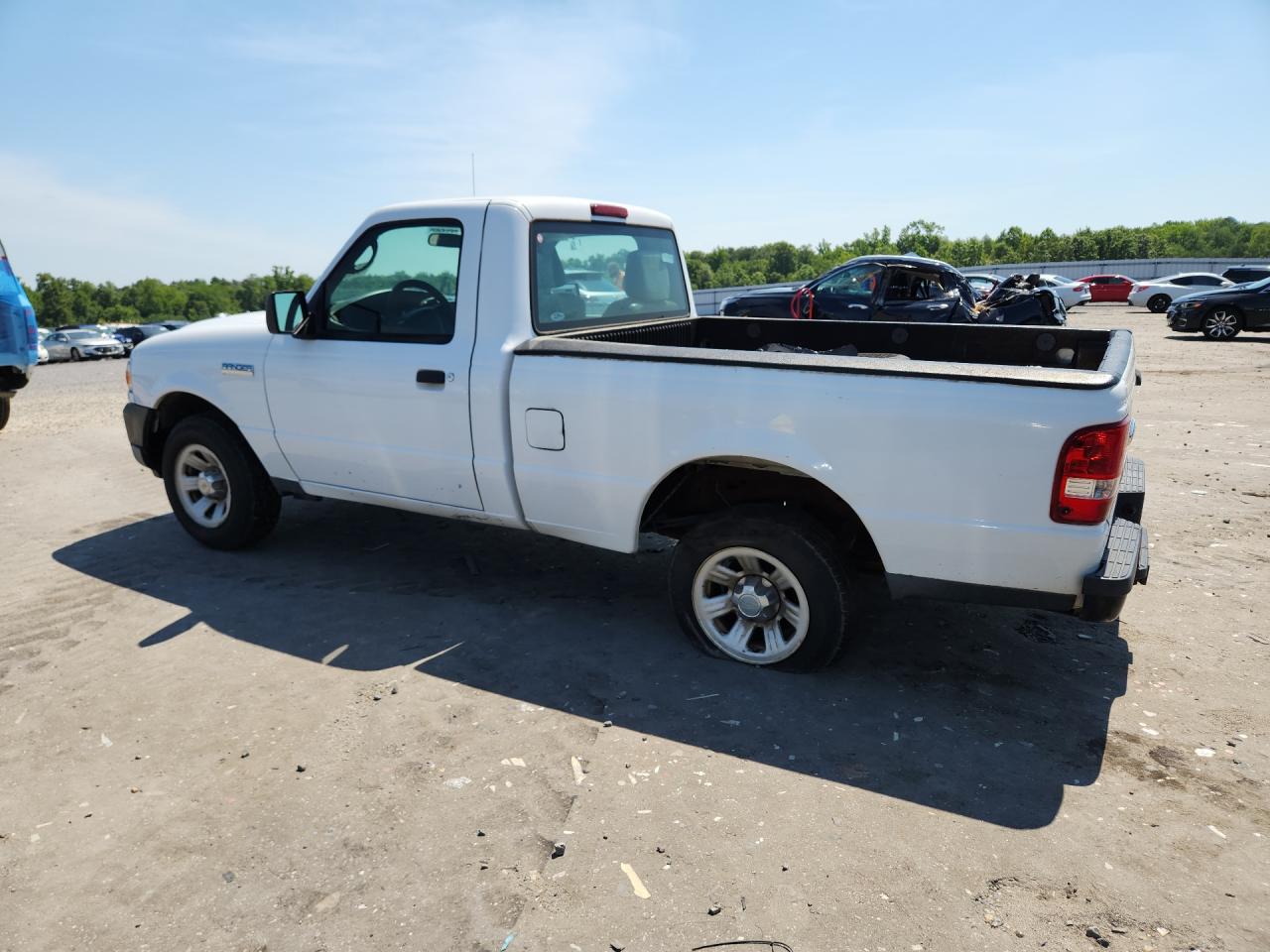 2011 Ford Ranger Белый vin: 1FTKR1AD9BPA25690 Damage: Left Bed Side, Multiple Scratches Heavy, 3