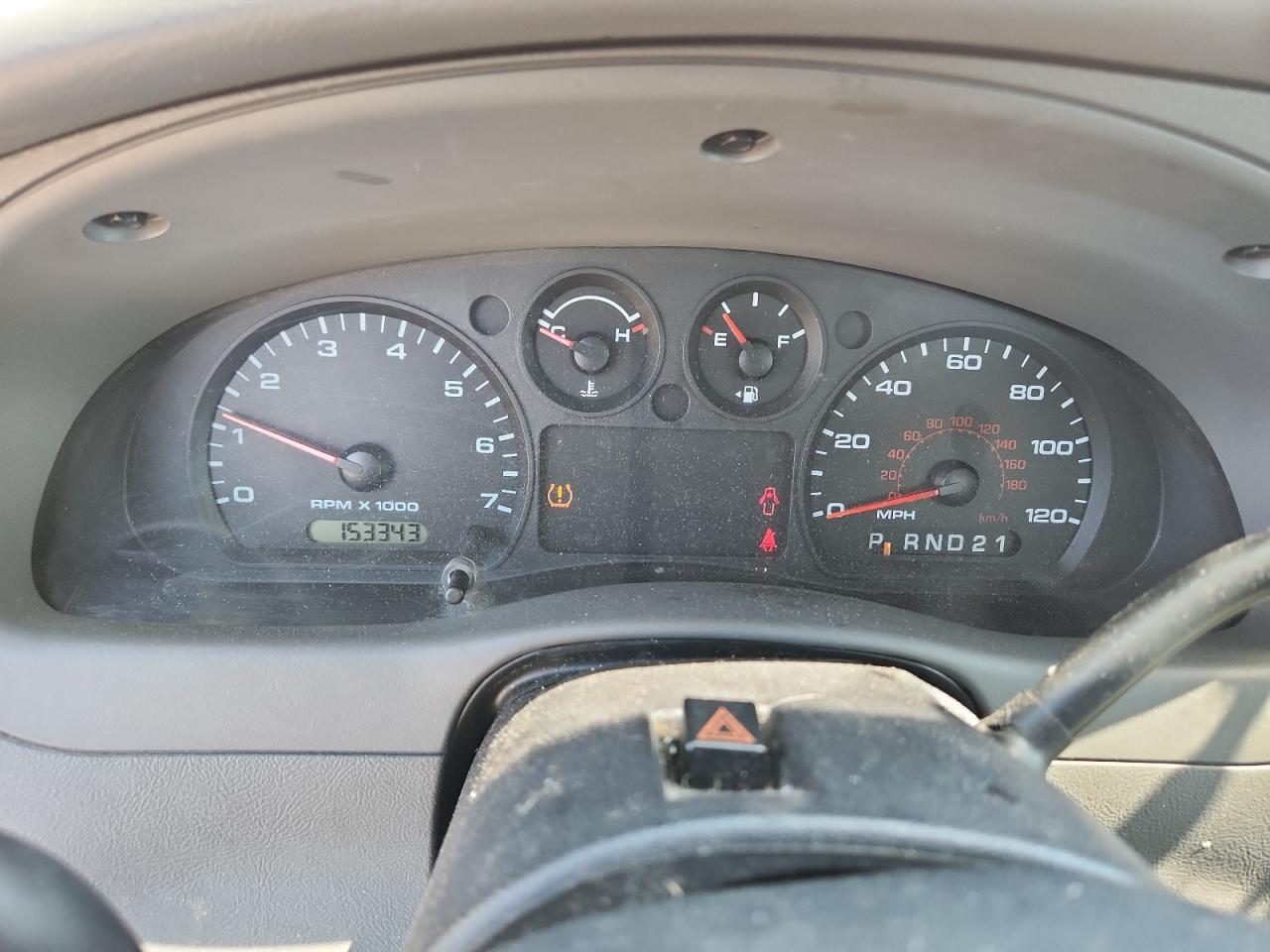 2011 Ford Ranger Белый vin: 1FTKR1AD9BPA25690 Damage: Warning - Tire Pressure, On, Unacceptable