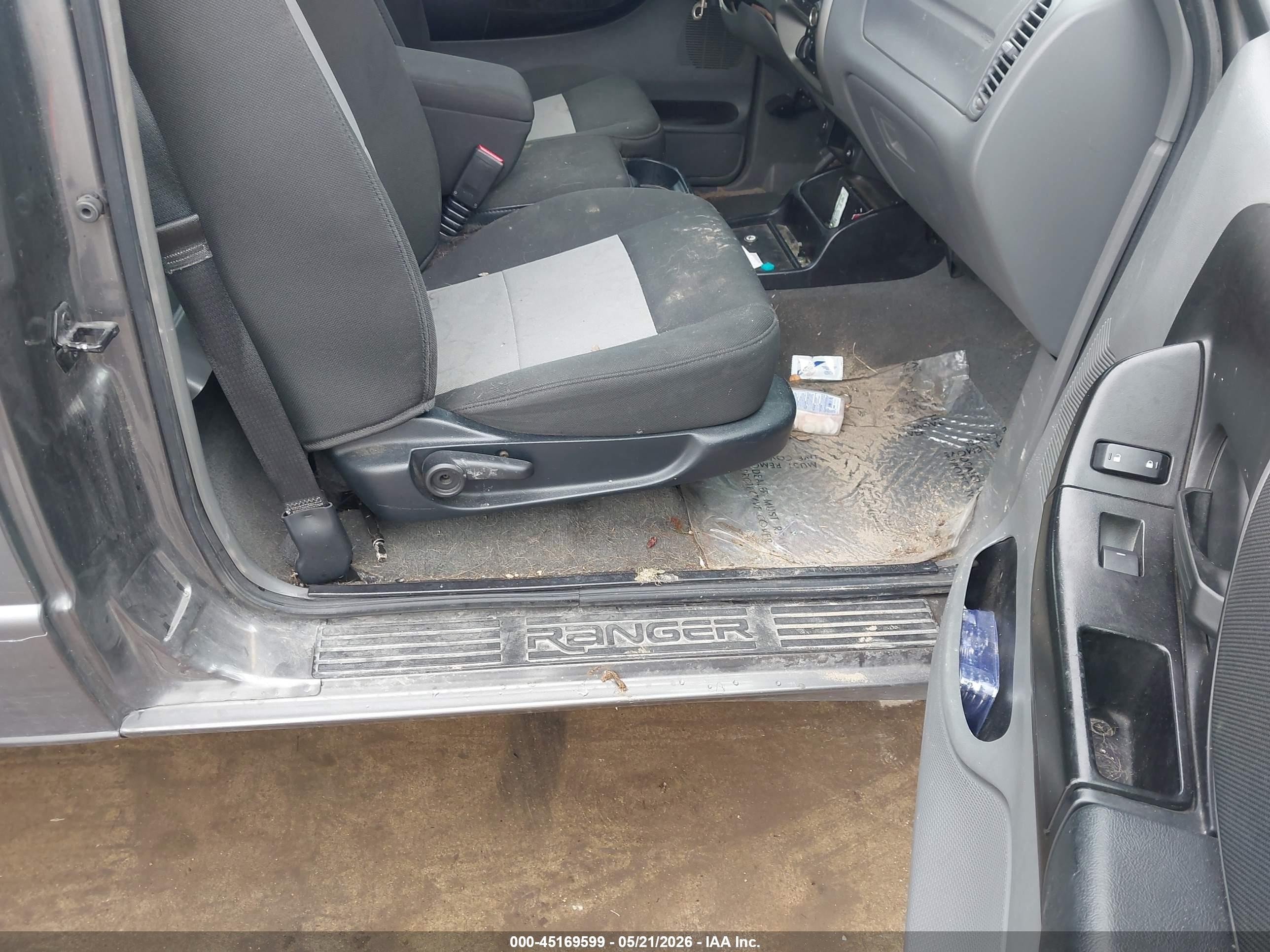 2011 Ford Ranger Xl Gray vin: 1FTKR1AD9BPA27326