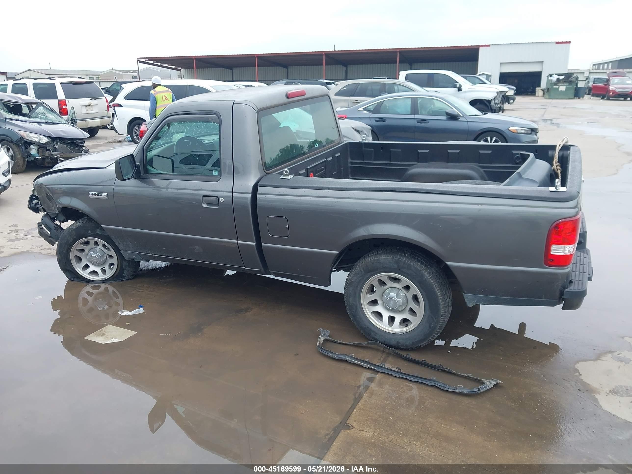 2011 Ford Ranger Xl Gray vin: 1FTKR1AD9BPA27326