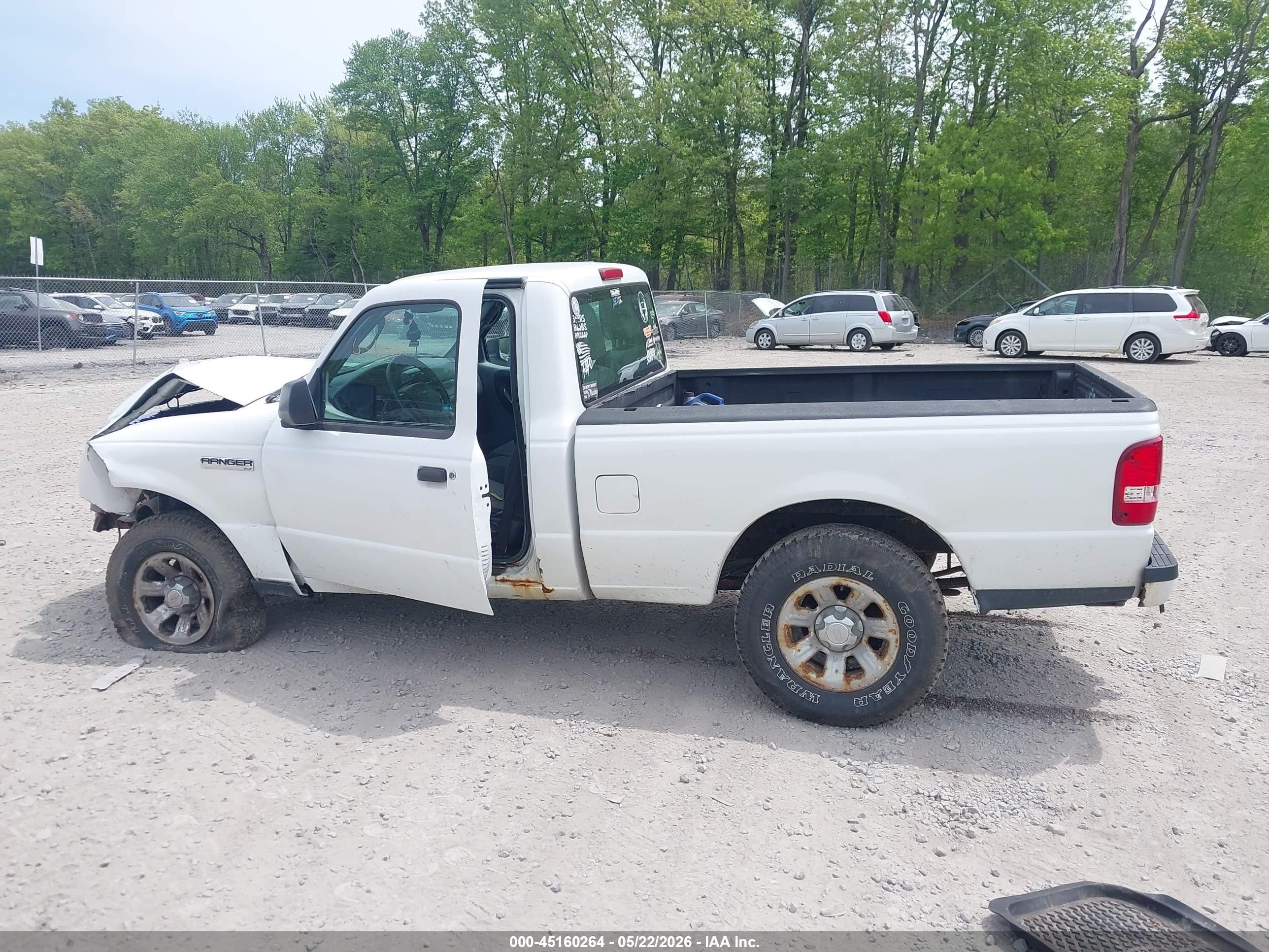 2011 Ford Ranger Xl White vin: 1FTKR1AD9BPA48290