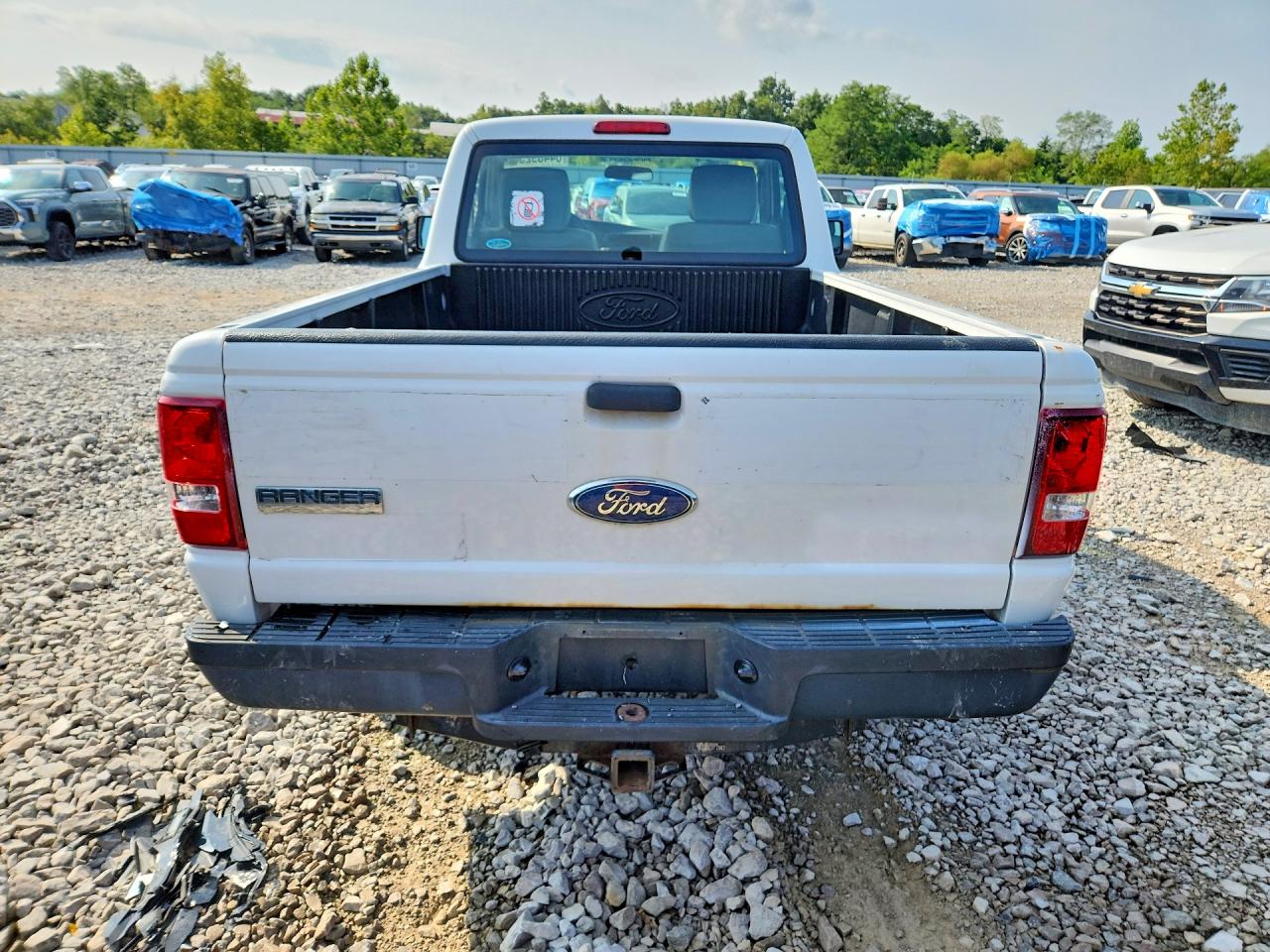 2011 Ford Ranger Белый vin: 1FTKR1AD9BPA68152