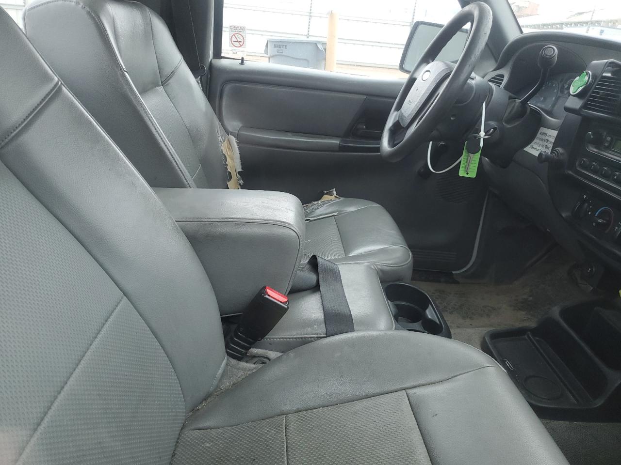 2010 Ford Ranger White vin: 1FTKR1ADXAPA11134