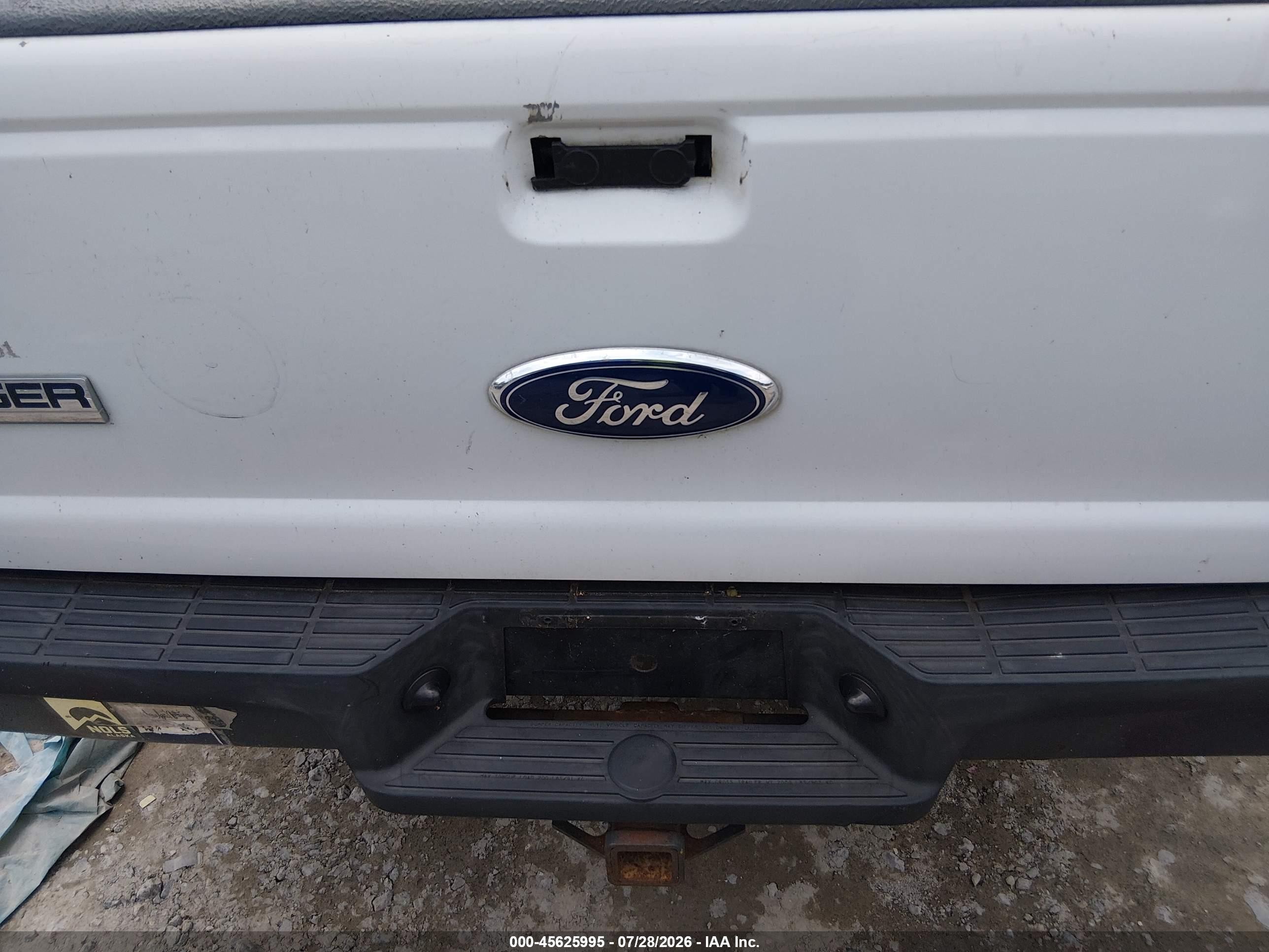 2011 Ford Ranger Xl White vin: 1FTKR1ADXBPA25715