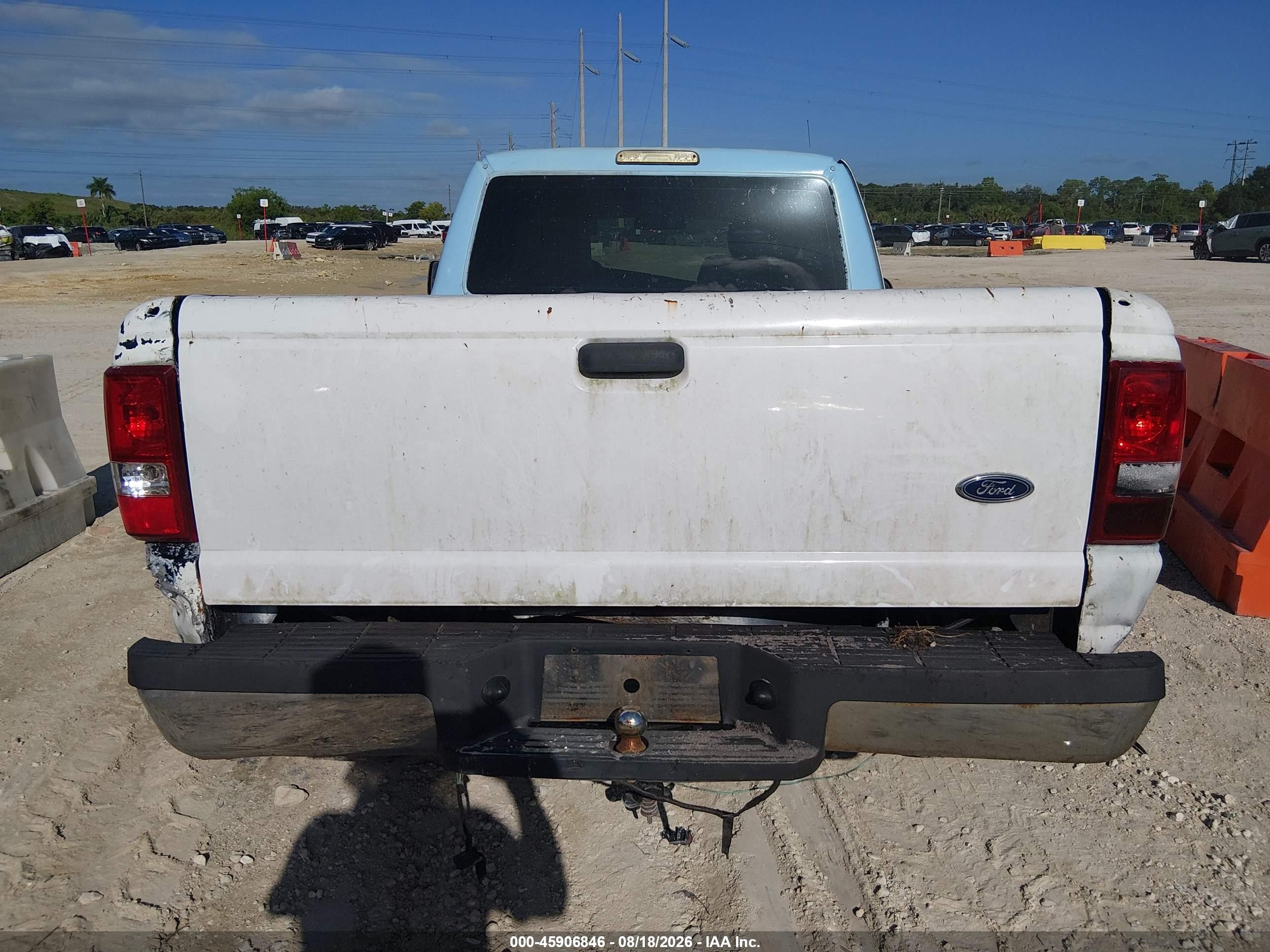 2011 Ford Ranger Xl White vin: 1FTKR1ADXBPA64370