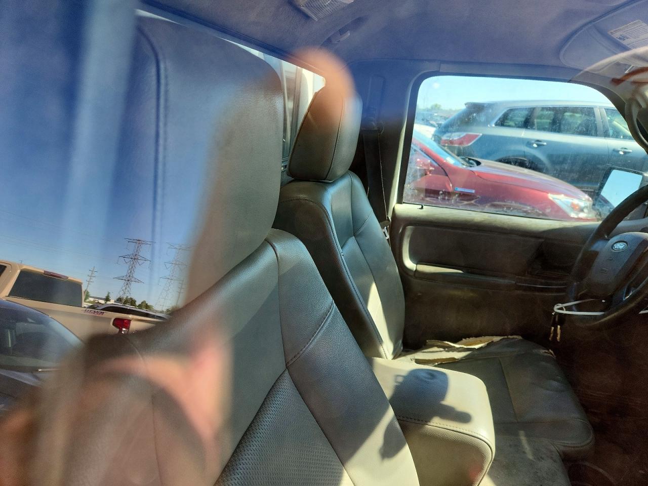 2011 Ford Ranger White vin: 1FTKR1ADXBPA64398
