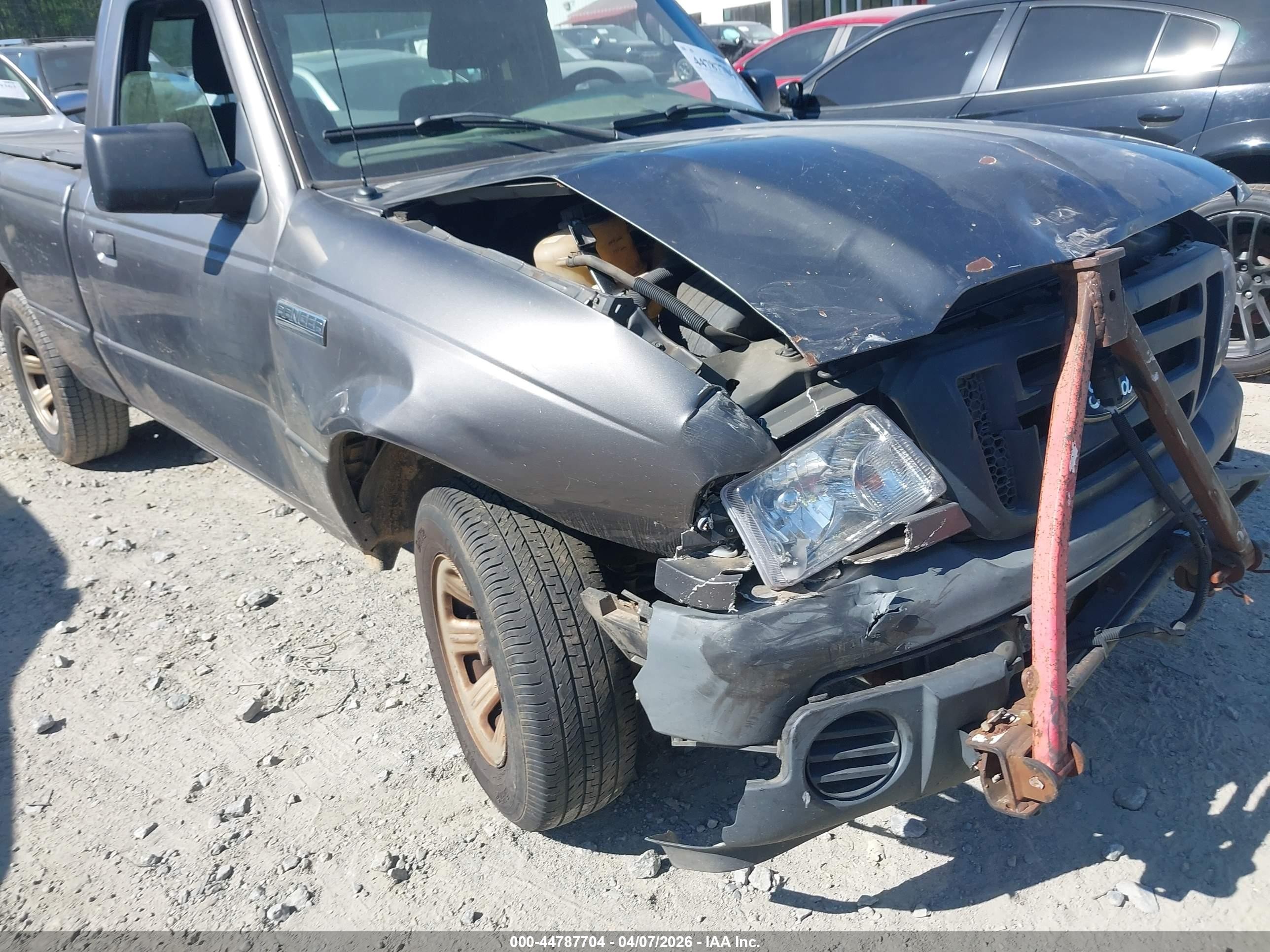 2011 Ford Ranger Xl Gray vin: 1FTKR1ADXBPB21912