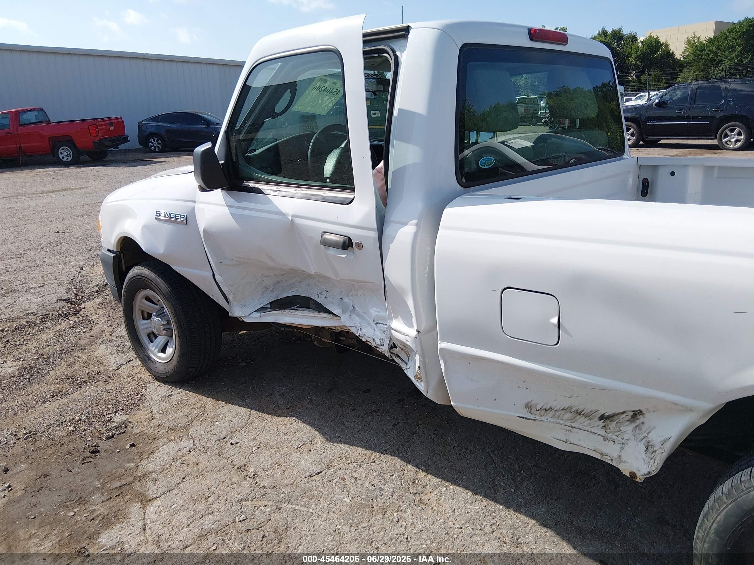 2011 Ford Ranger Xl Белый vin: 1FTKR1AE4BPA74997