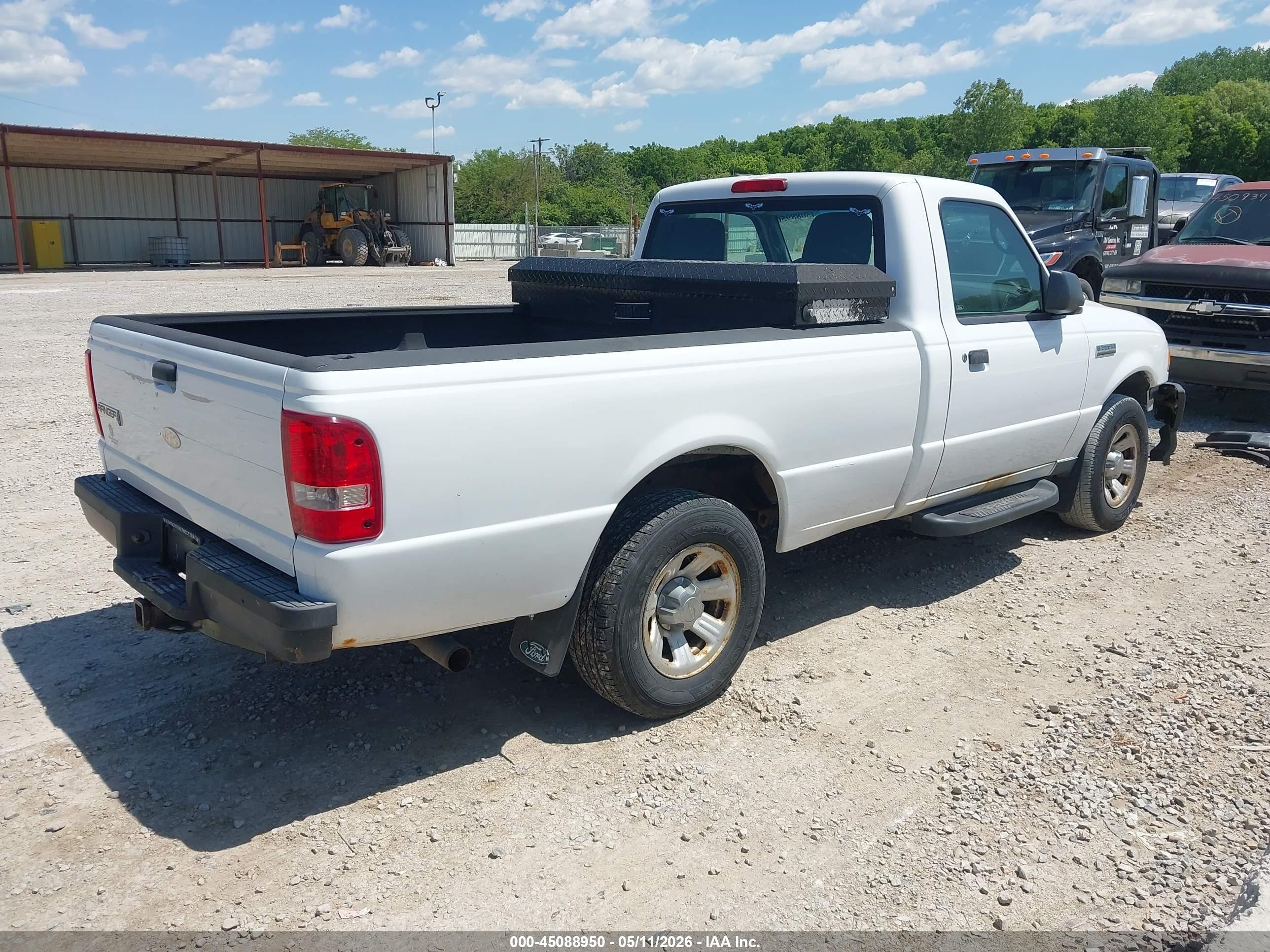 2010 Ford Ranger Xl White vin: 1FTKR1AE5APA34796