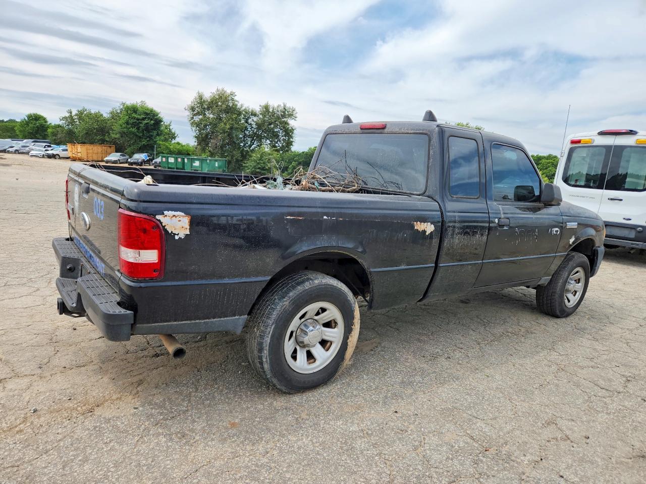 2010 Ford Ranger Super Cab Black vin: 1FTKR1ED1APA06494
