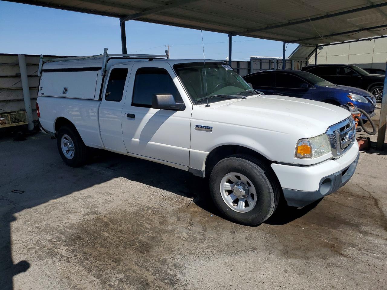 2010 Ford Ranger Super Cab White vin: 1FTKR1ED2APA31856