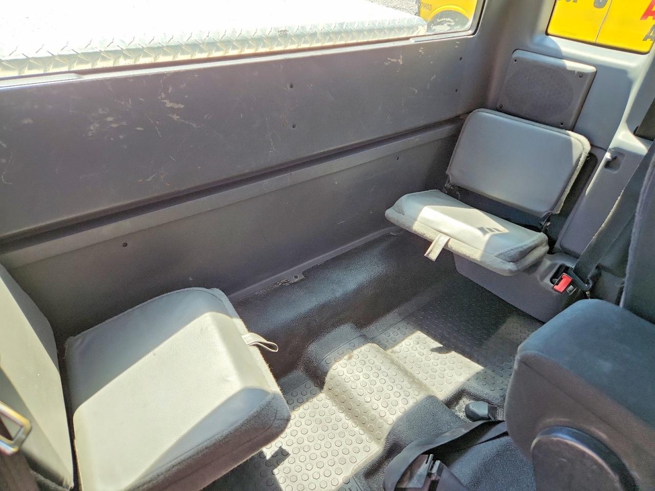 2010 Ford Ranger Super Cab White vin: 1FTKR1ED2APA41321