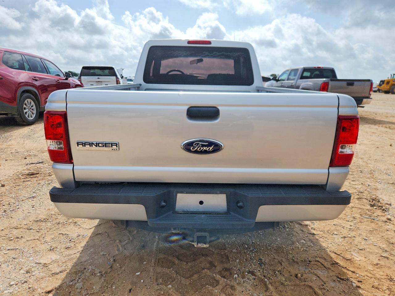 2011 Ford Ranger Super Cab Silver vin: 1FTKR1ED2BPA54989