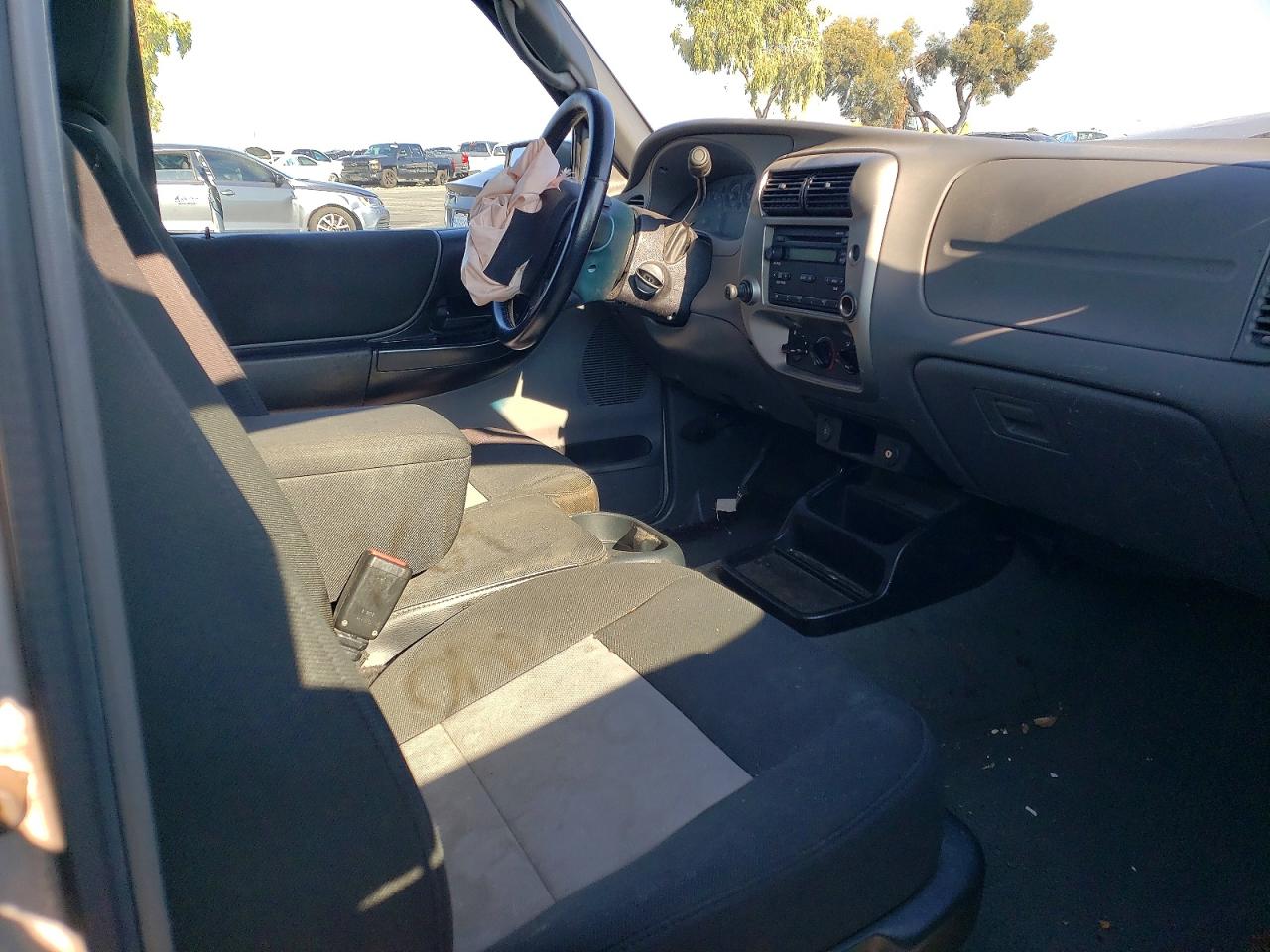 2010 Ford Ranger Super Cab Silver vin: 1FTKR1ED4APA08661