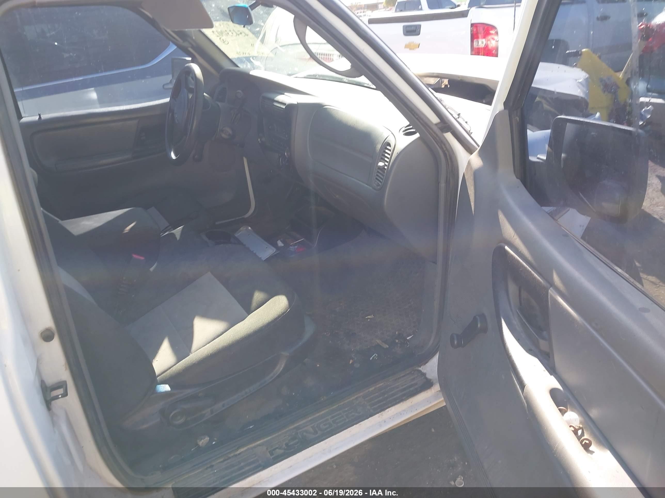 2010 Ford Ranger Xl/xlt White vin: 1FTKR1ED5APA41460