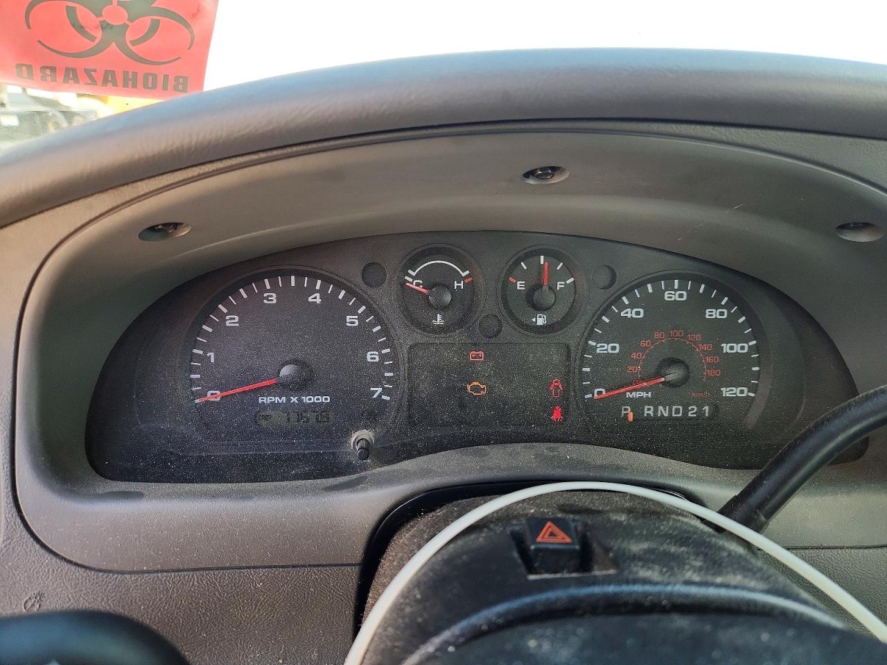 2010 Ford Ranger Super Cab White vin: 1FTKR1ED8APA11983