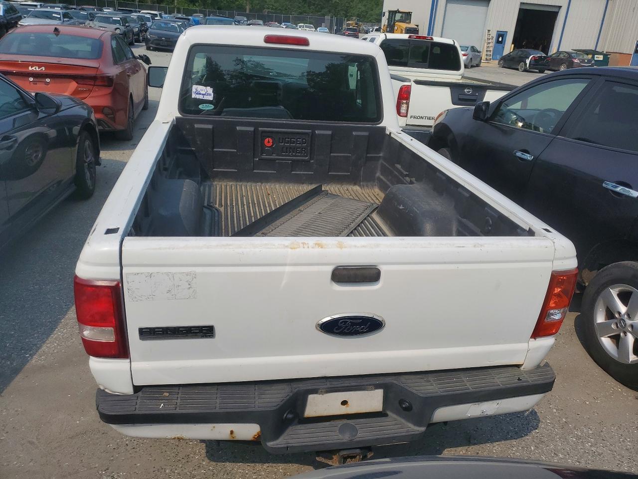2011 Ford Ranger Super Cab White vin: 1FTKR1ED9BPA41544