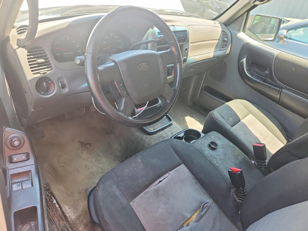 2011 Ford Ranger Super Cab White vin: 1FTKR1ED9BPA41544