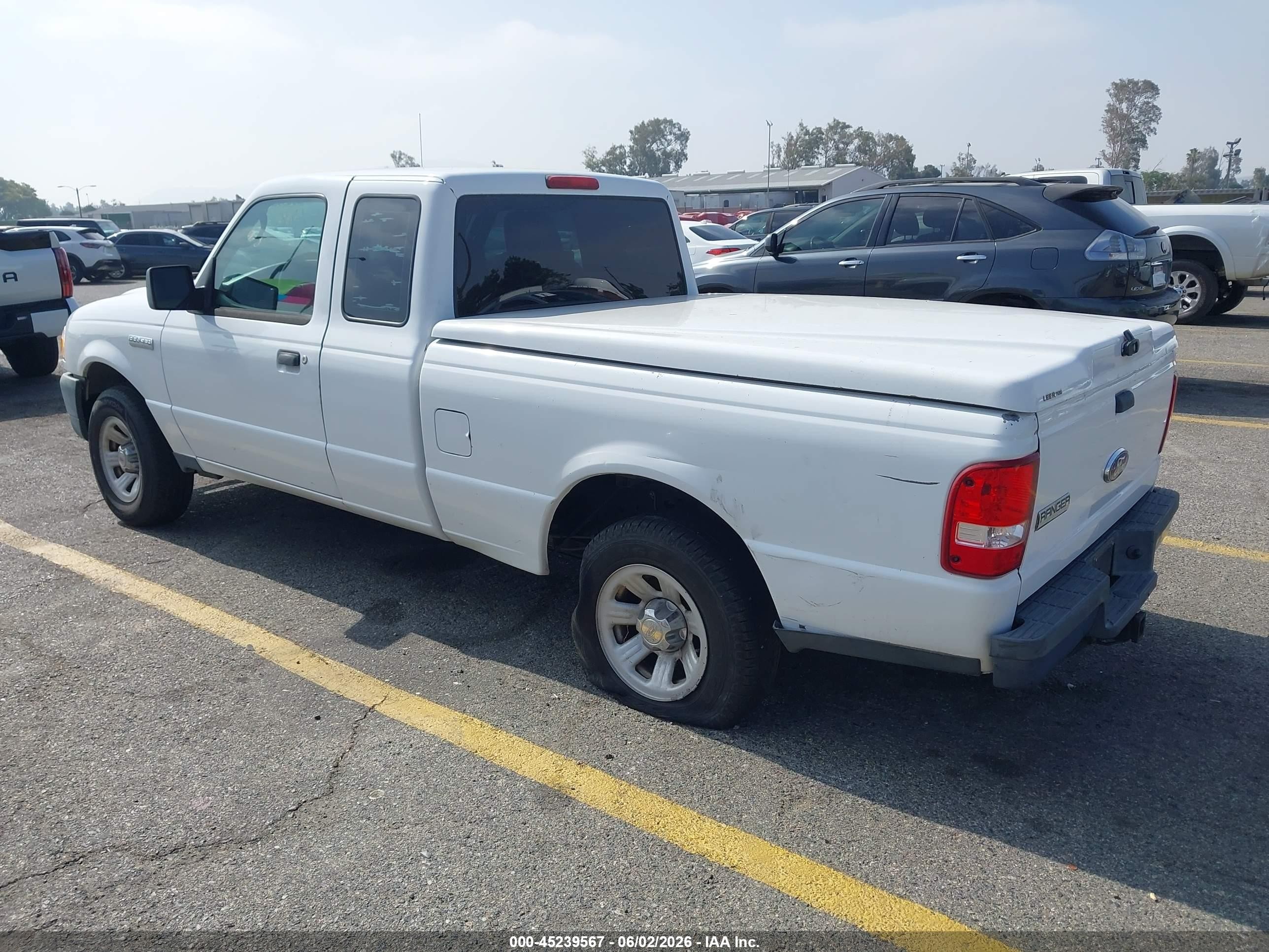 2010 Ford Ranger Xl/xlt White vin: 1FTKR1EDOAPA47764
