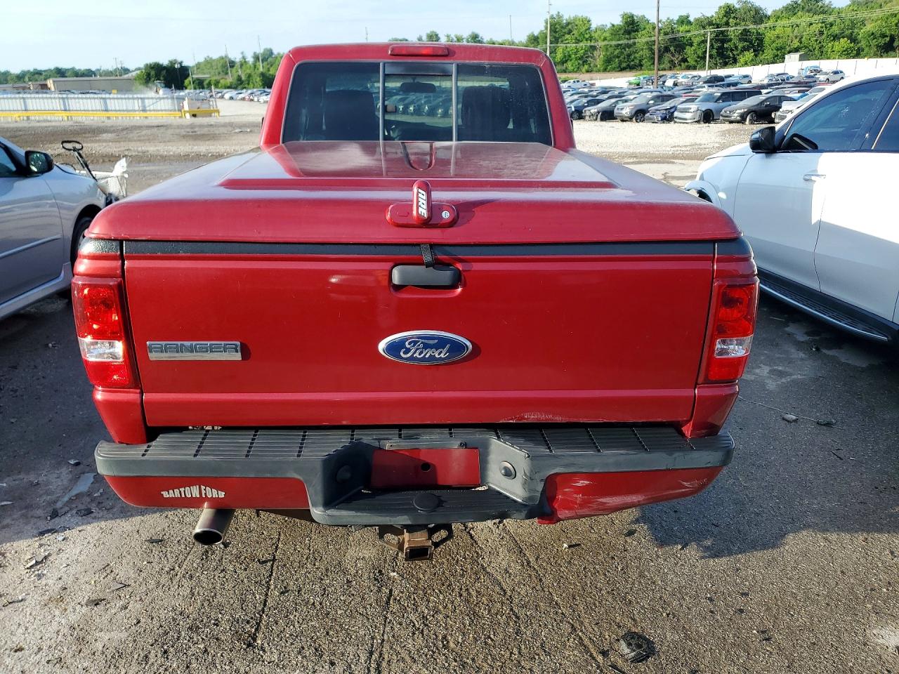 2010 Ford Ranger Super Cab Red vin: 1FTKR1EE1APA75582