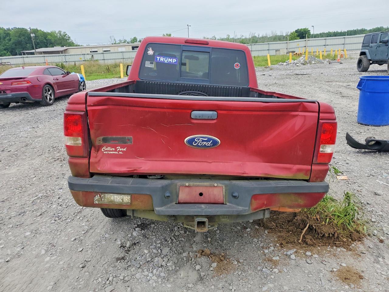2011 Ford Ranger Super Cab Red vin: 1FTKR1EE1BPB13197