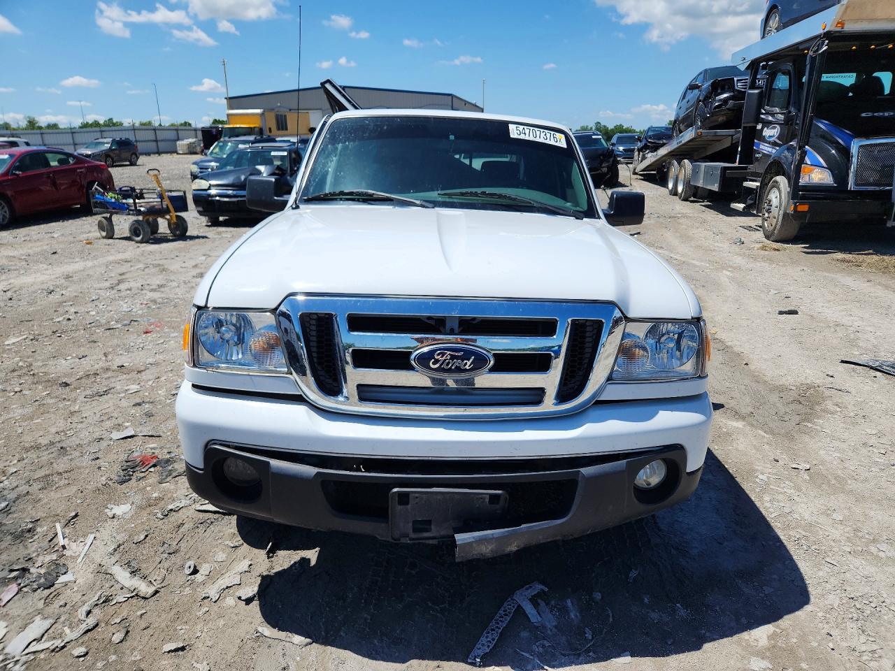 2011 Ford Ranger Super Cab White vin: 1FTKR1EE3BPB20829