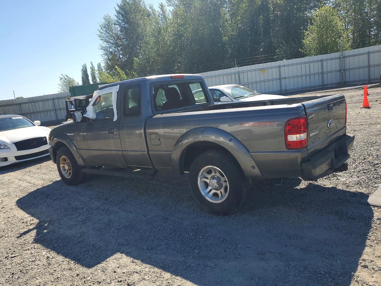 2011 Ford Ranger Super Cab Gray vin: 1FTKR1EE5BPA55370