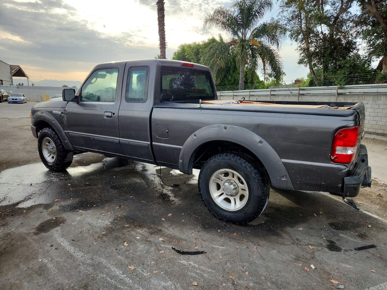 2011 Ford Ranger Super Cab Gray vin: 1FTKR1EE6BPA29554
