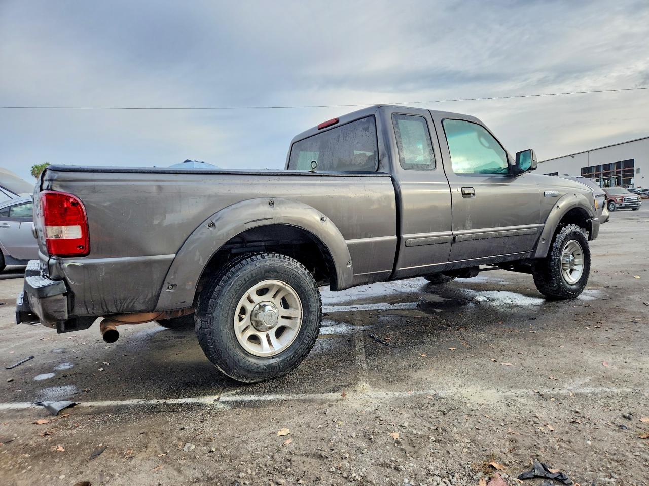 2011 Ford Ranger Super Cab Gray vin: 1FTKR1EE6BPA29554