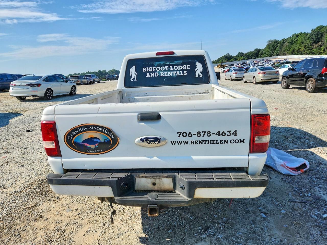 2011 Ford Ranger Super Cab White vin: 1FTKR1EE9BPB16932