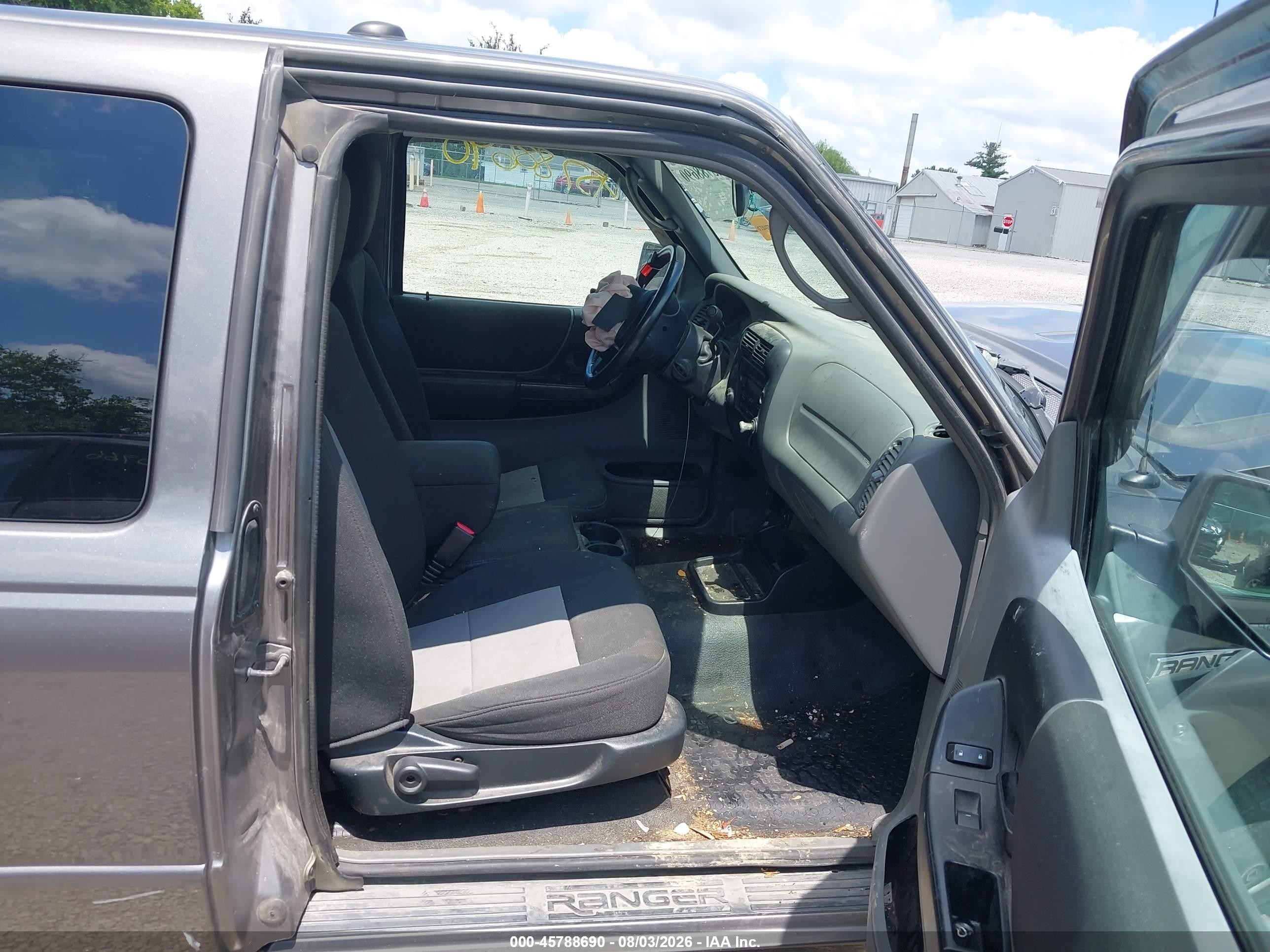 2011 Ford Ranger Sport Gray vin: 1FTKR4EE0BPA45945