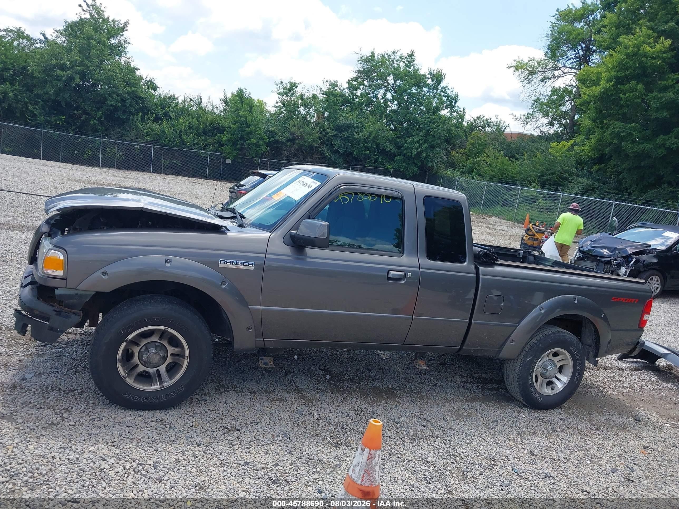 2011 Ford Ranger Sport Gray vin: 1FTKR4EE0BPA45945