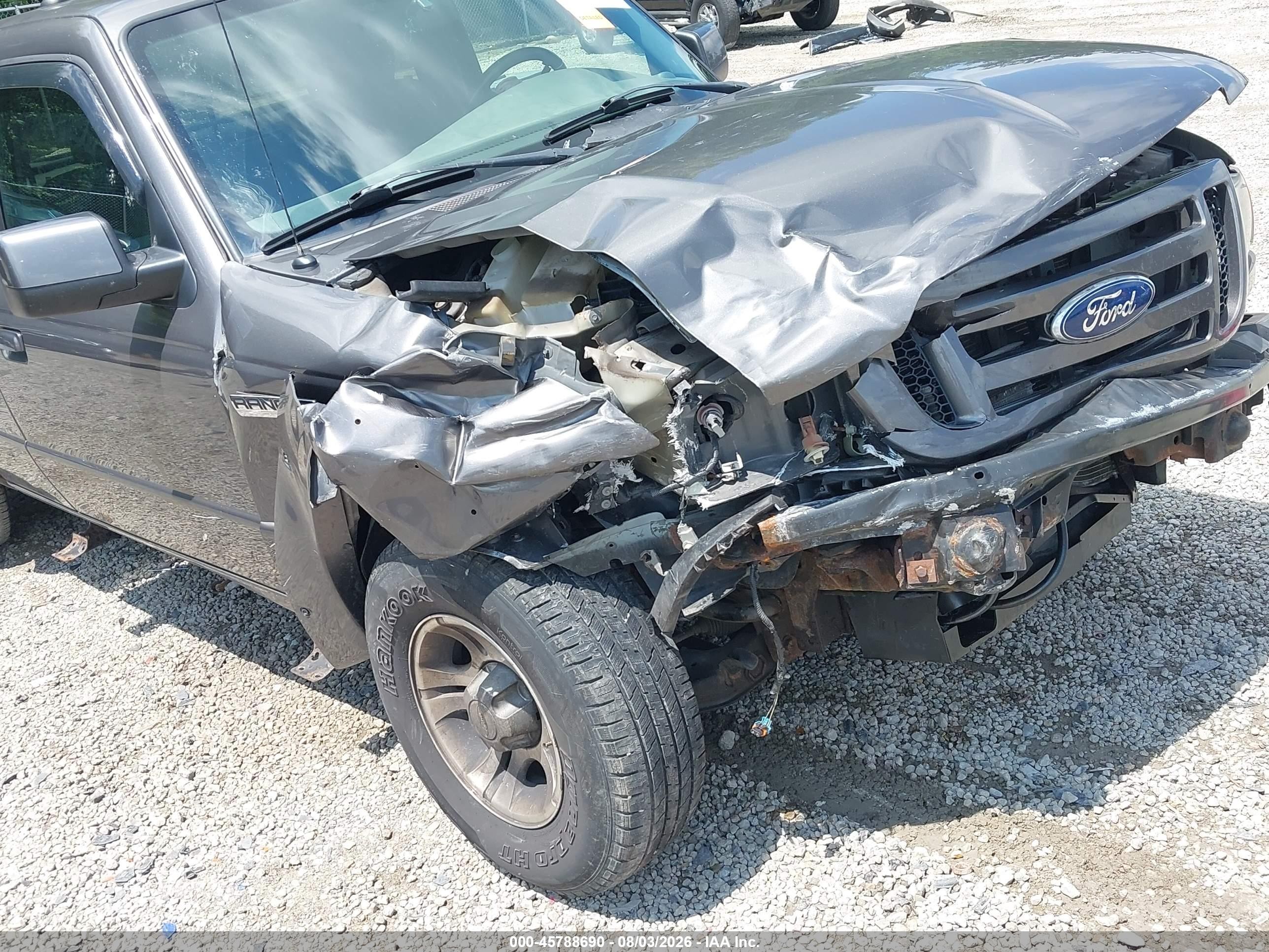 2011 Ford Ranger Sport Gray vin: 1FTKR4EE0BPA45945