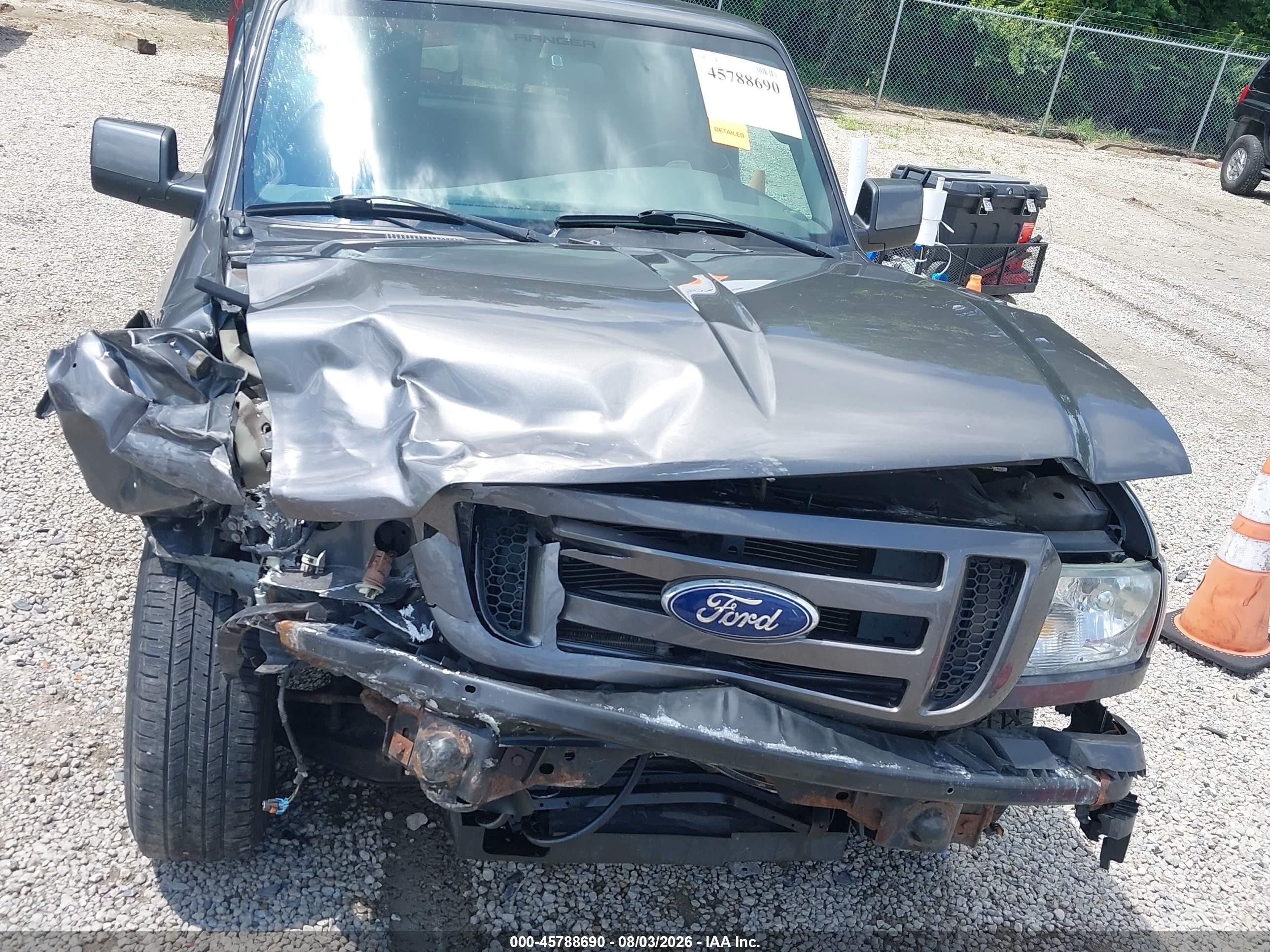 2011 Ford Ranger Sport Gray vin: 1FTKR4EE0BPA45945