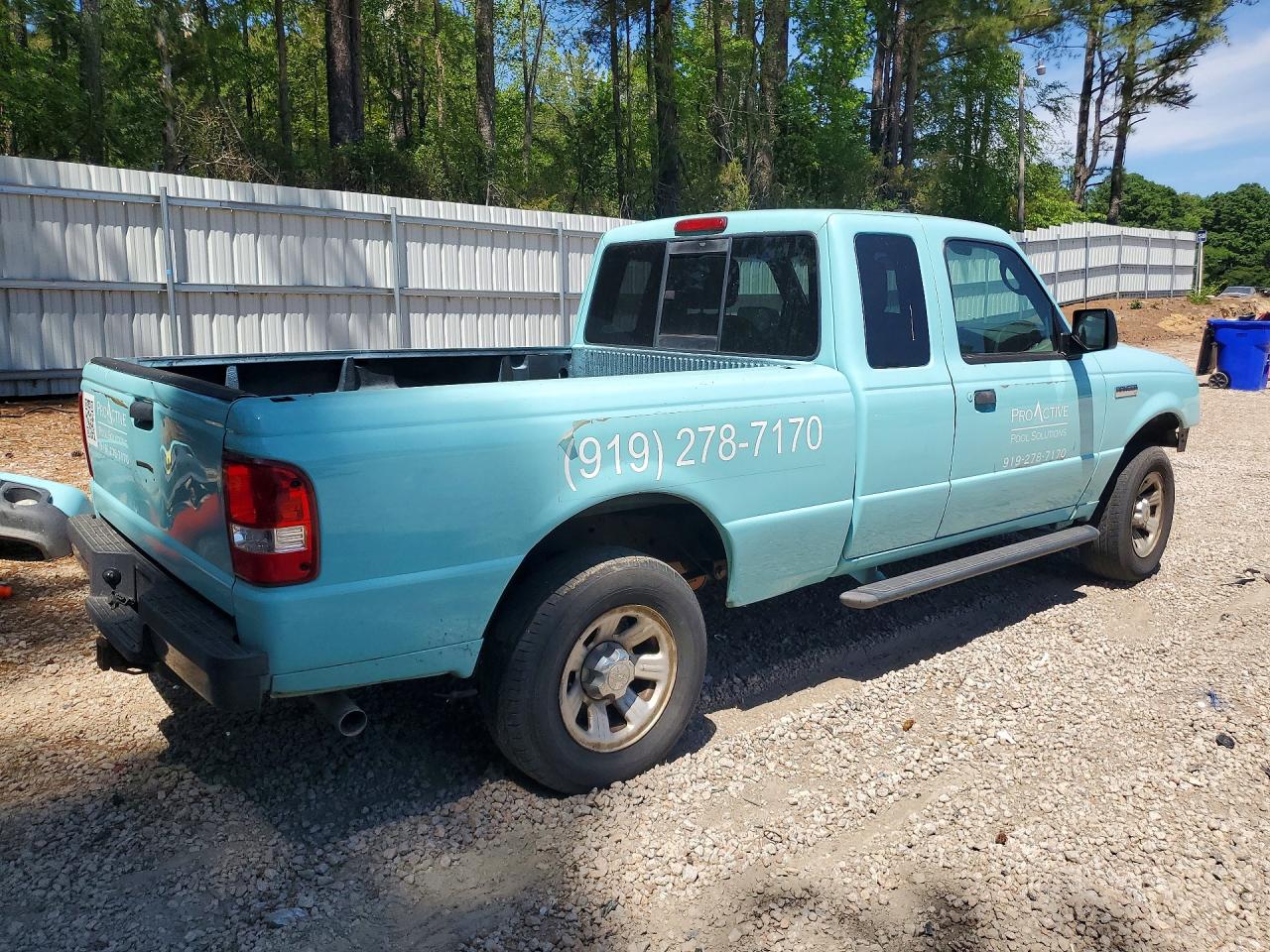 2011 Ford Ranger Super Cab Blue vin: 1FTKR4EE0BPA83224