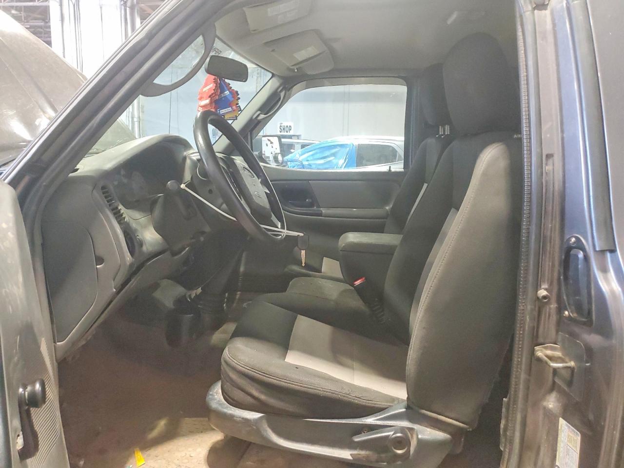 2010 Ford Ranger Super Cab Gray vin: 1FTKR4EE1APA07011