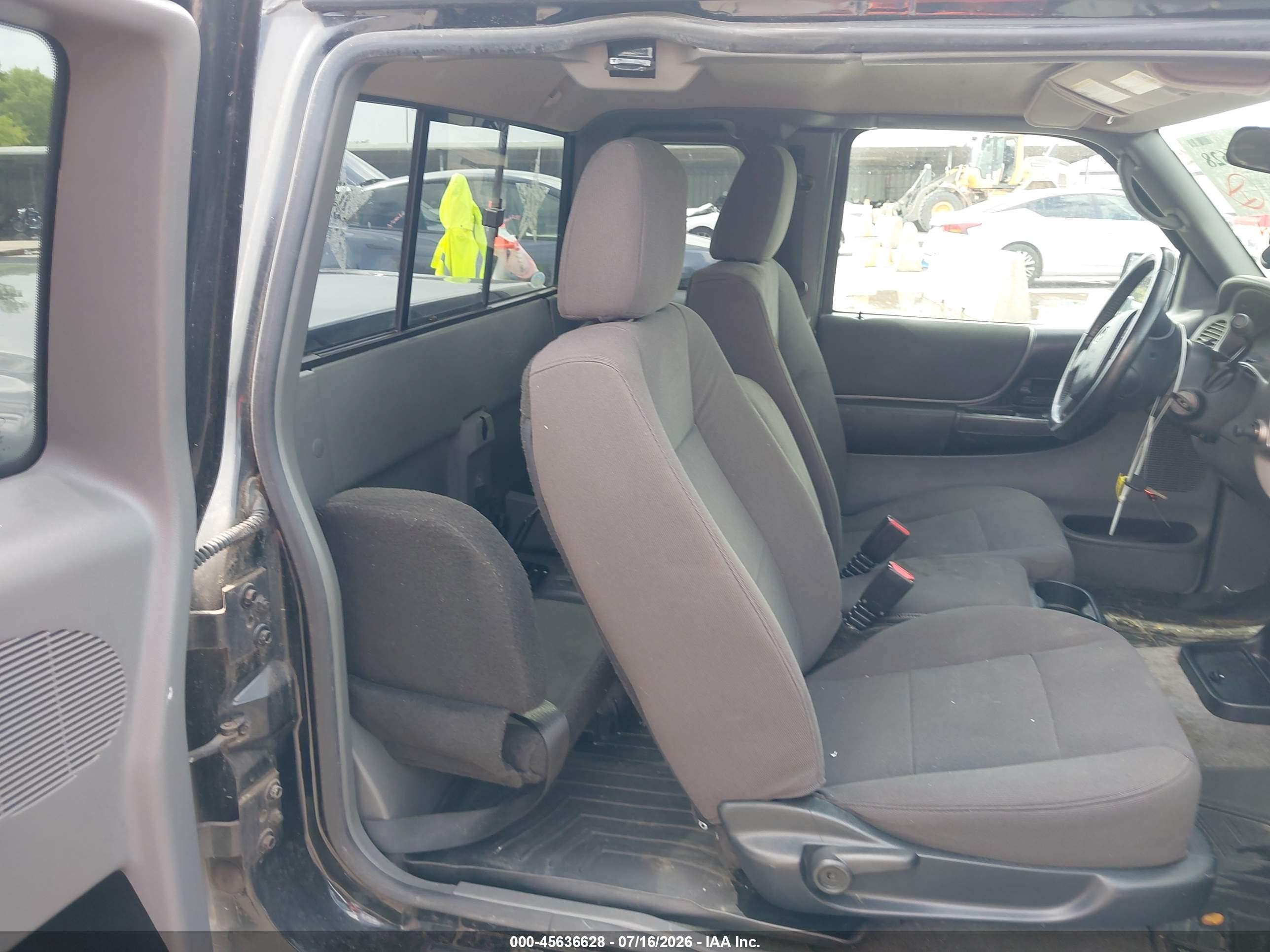 2011 Ford Ranger Xlt Black vin: 1FTKR4EE1BPB04906