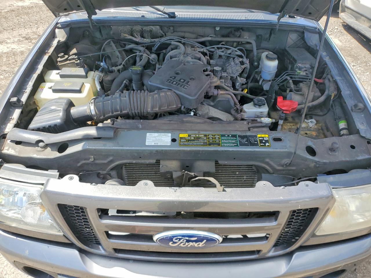 2011 Ford Ranger Super Cab Gray vin: 1FTKR4EE2BPA06290