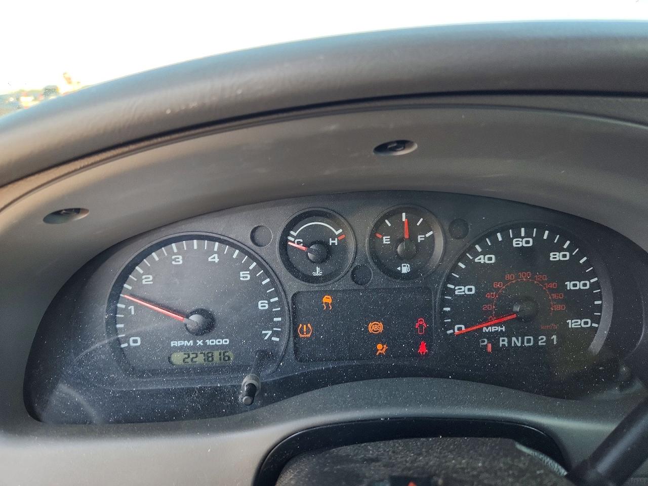 2011 Ford Ranger Super Cab Белый vin: 1FTKR4EE2BPA30590