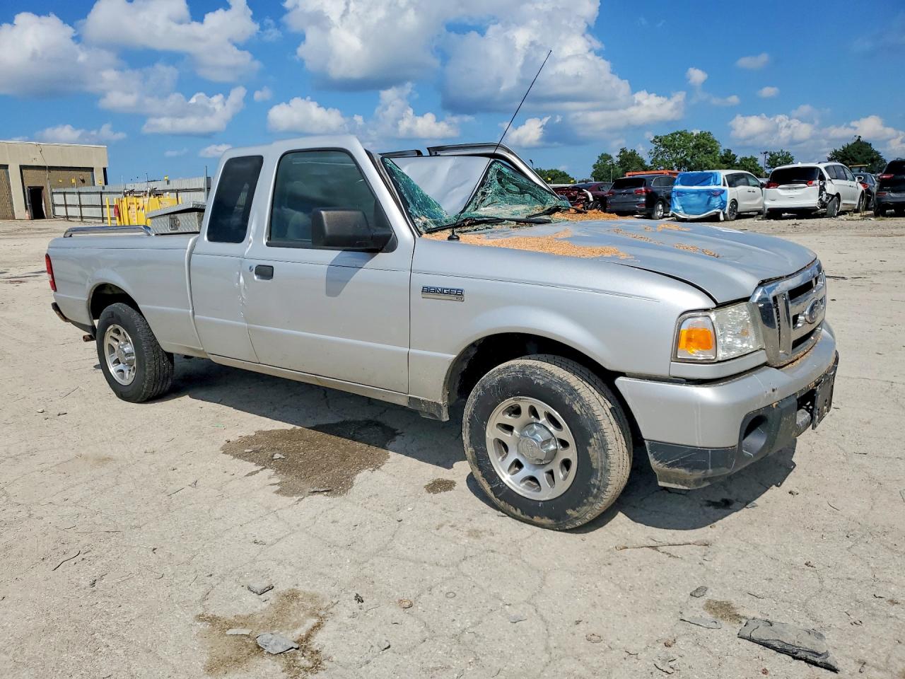 2010 Ford Ranger Super Cab Silver vin: 1FTKR4EE3APA32024