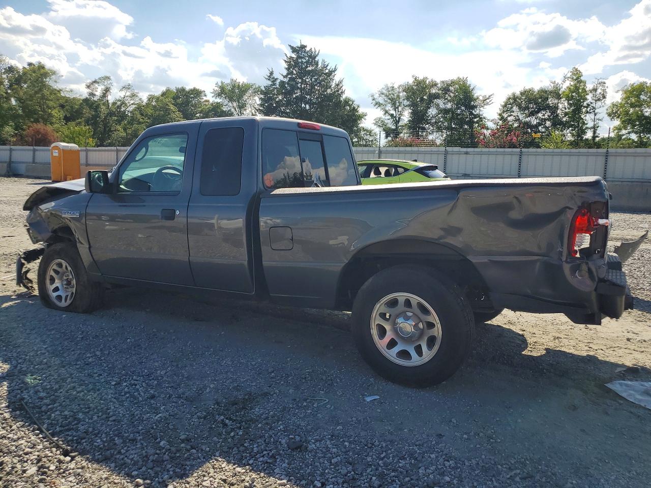 2010 Ford Ranger Super Cab Gray vin: 1FTKR4EE3APA37739