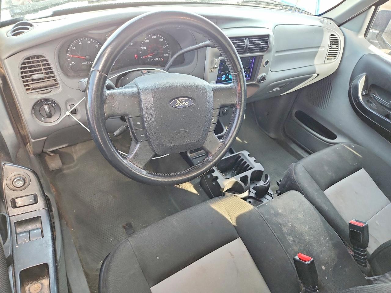 2010 Ford Ranger Super Cab Silver vin: 1FTKR4EE5APA30873